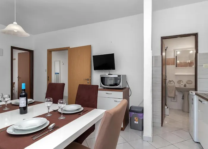 In With Wifi Jadranovo